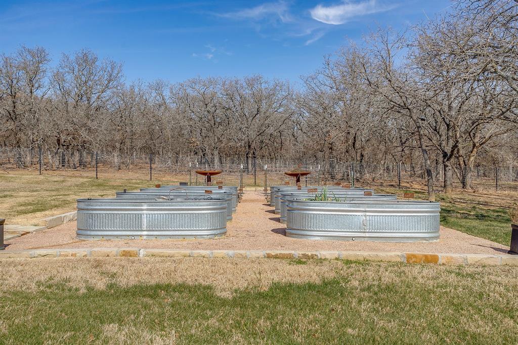 ABST 182 TR 11A:PT,12E:PT H G CATLETT 126.018 - Residential