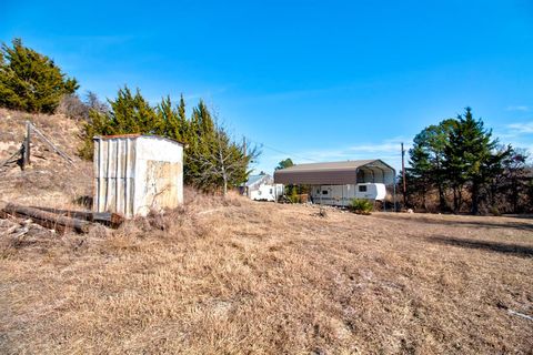 A home in Forestburg