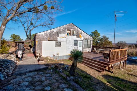 A home in Forestburg