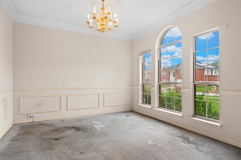 5724 Chelmsford Trail