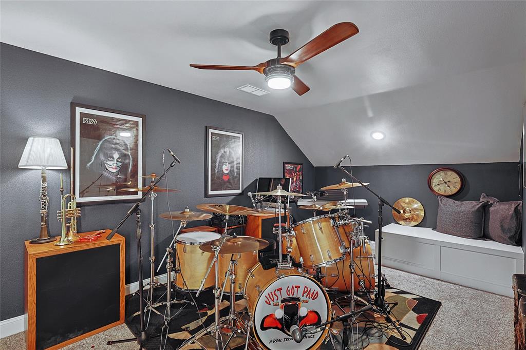 Lakeshore Terrace - Residential