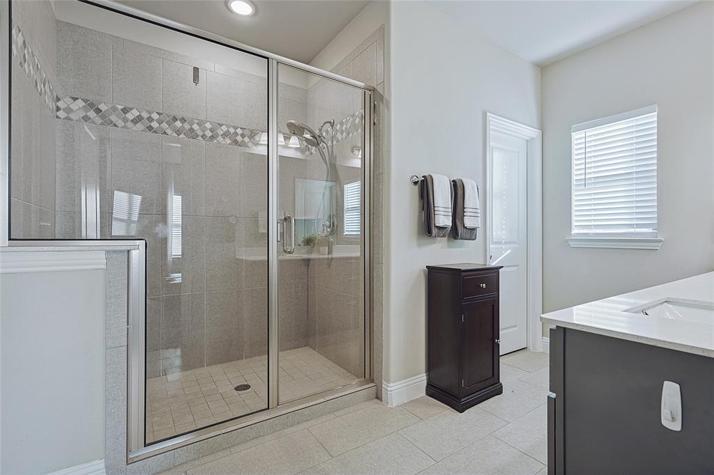 Lakeshore Terrace - Residential