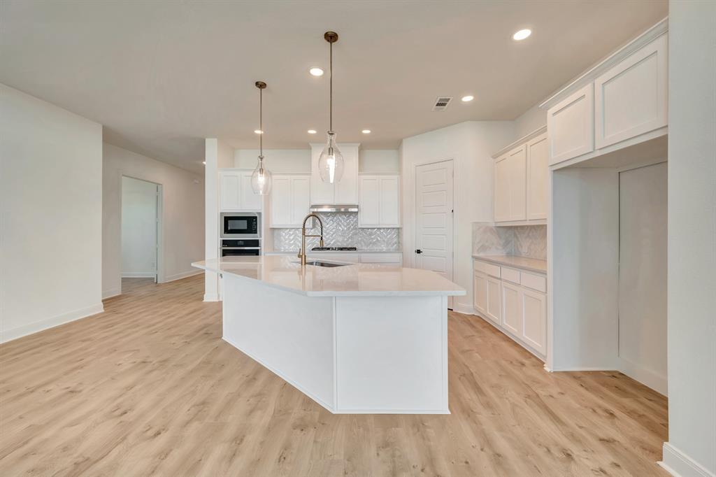 Treeline - Residential