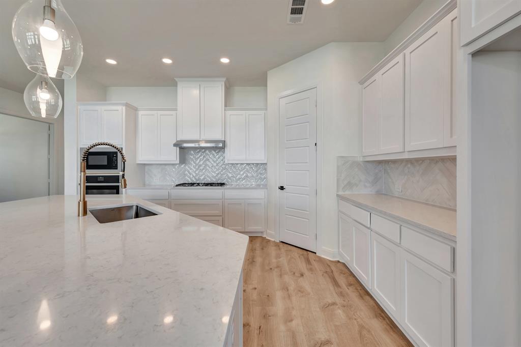 Treeline - Residential