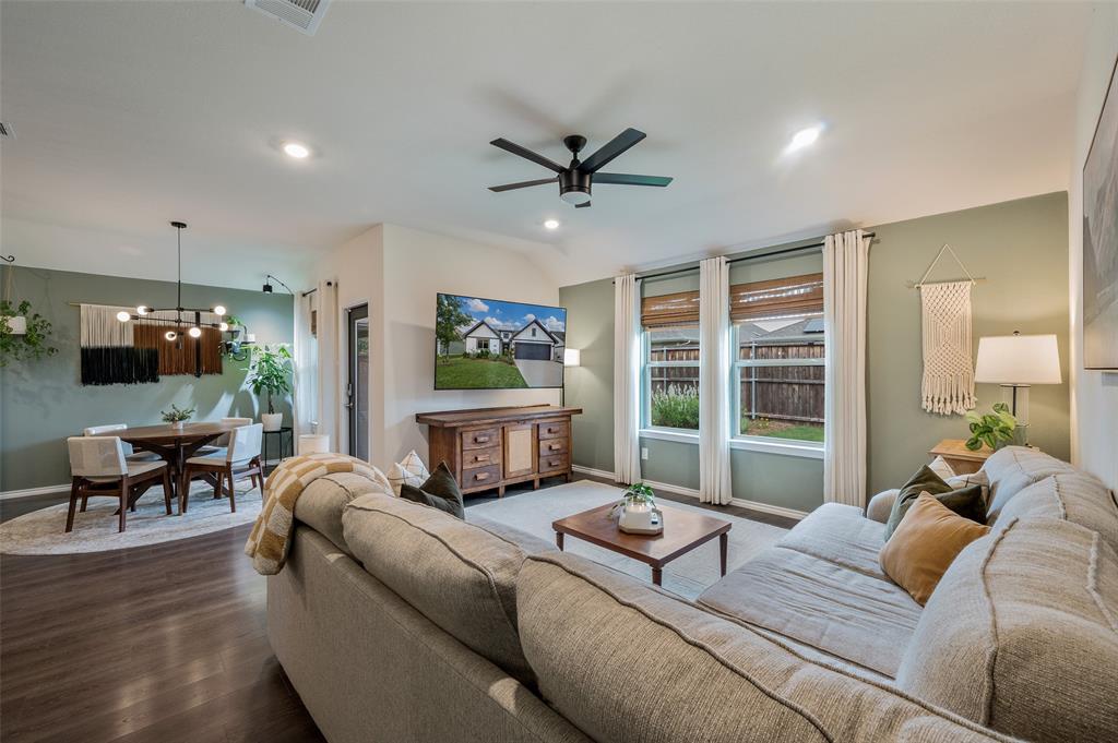 11204 W Pond Drive