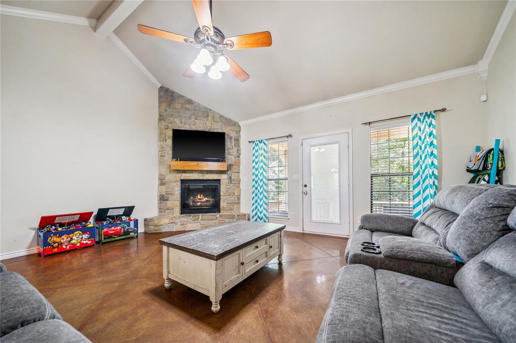 14125 Lone Pine