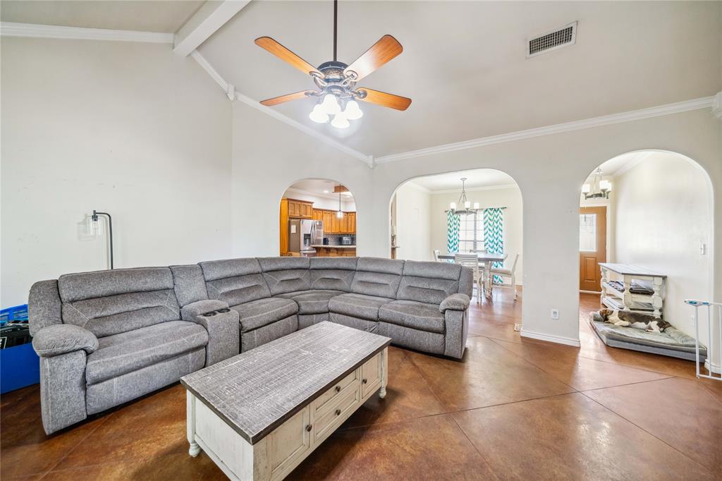 14125 Lone Pine