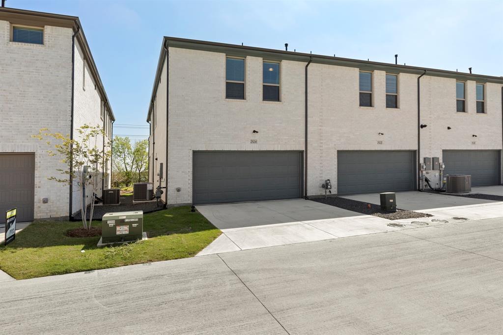 Chelsea Commons - Residential