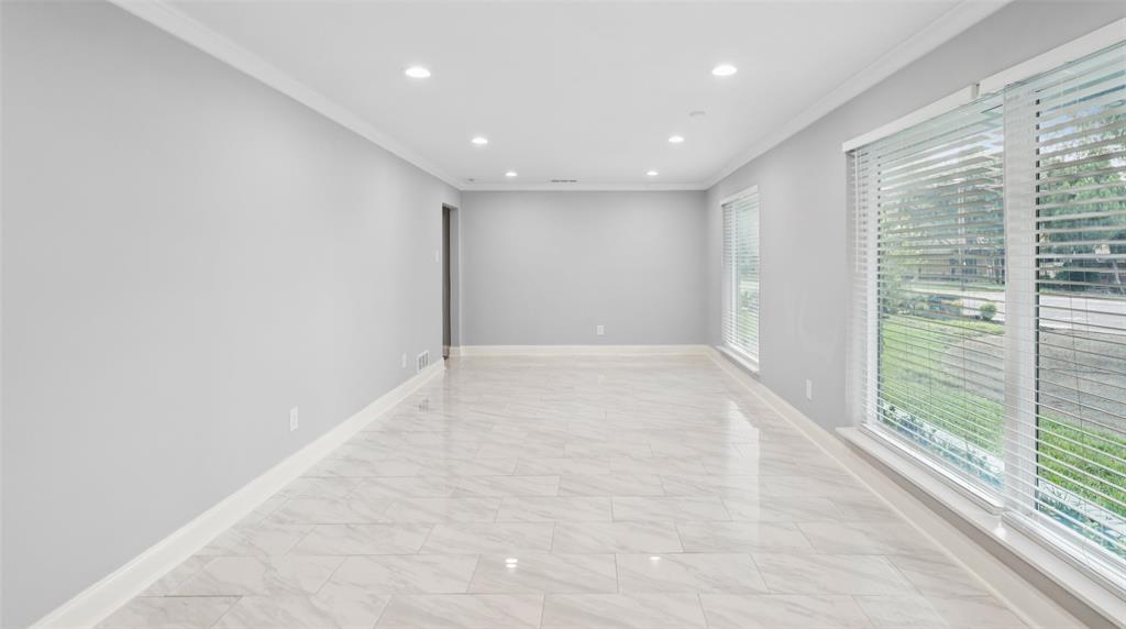 7631 Meadow Road