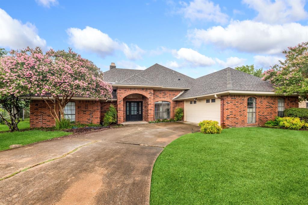3537 Teakwood Lane