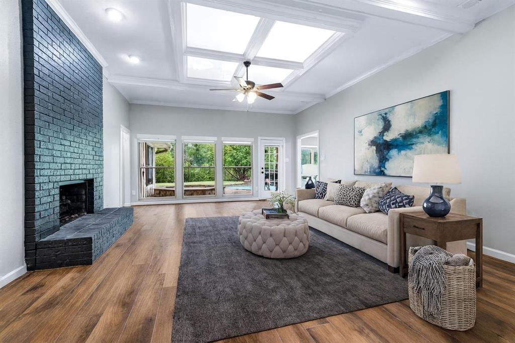 3537 Teakwood Lane