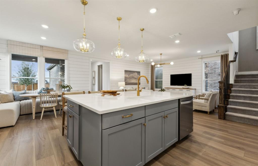 Pinnacle at Legacy Hills - Residential