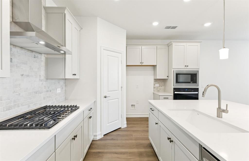 Pinnacle at Legacy Hills - Residential