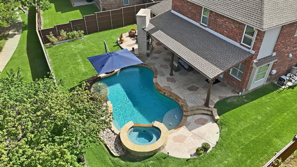 1569 Sweetbriar Drive
