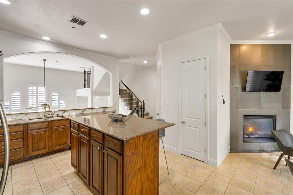 Town Homes At Legacy Town Center The - Residential Lease