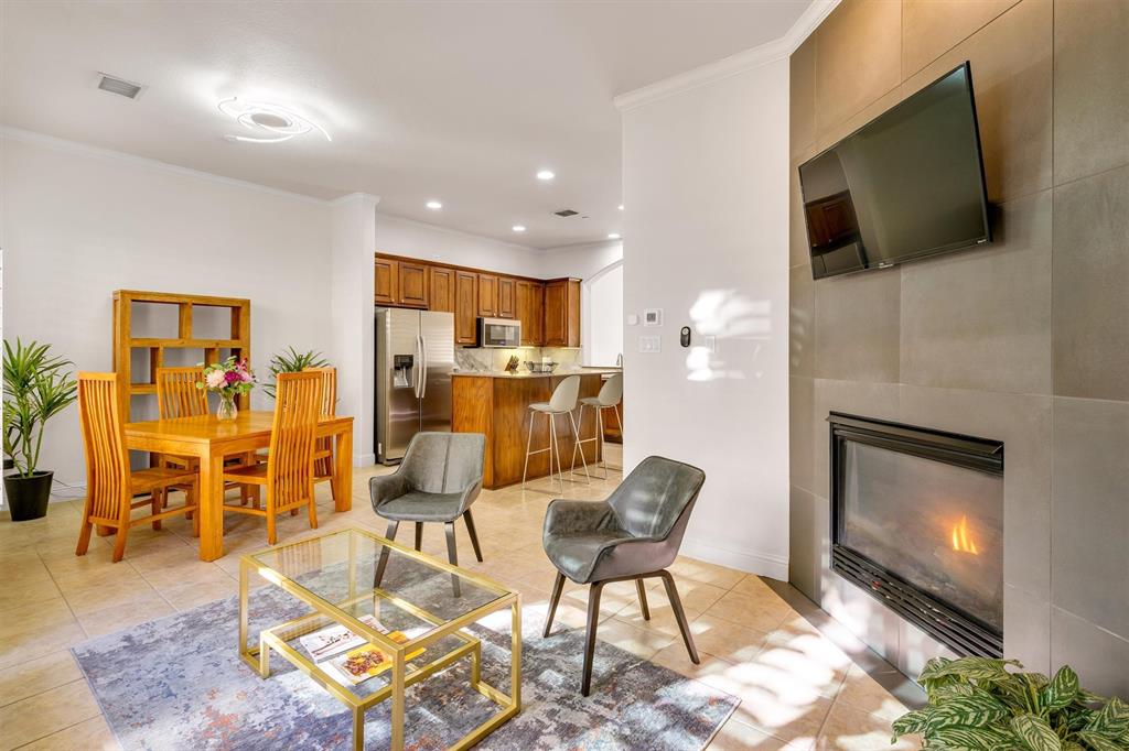 Town Homes At Legacy Town Center The - Residential Lease