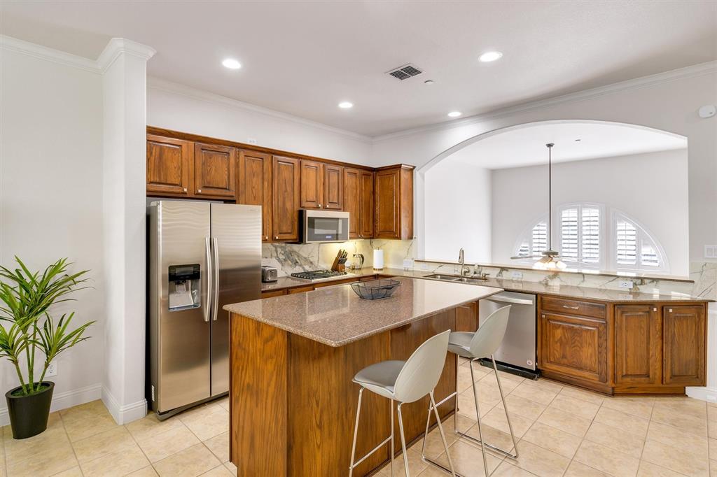 Town Homes At Legacy Town Center The - Residential Lease