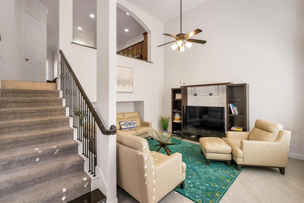 Town Homes At Legacy Town Center The - Residential Lease