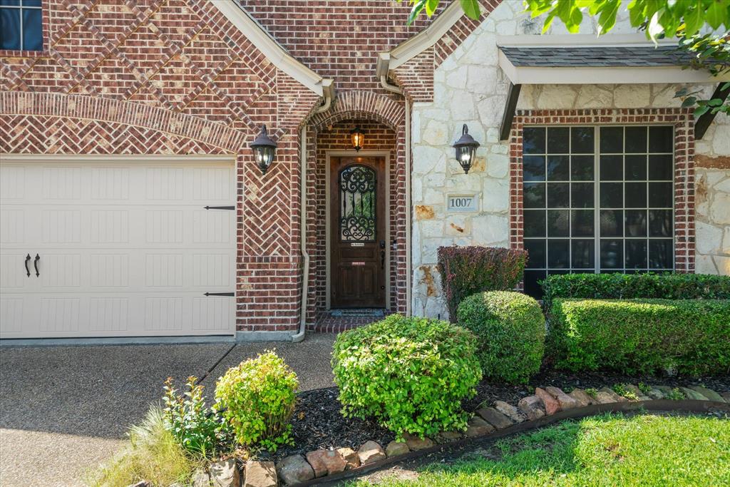 1007 Somerset Circle