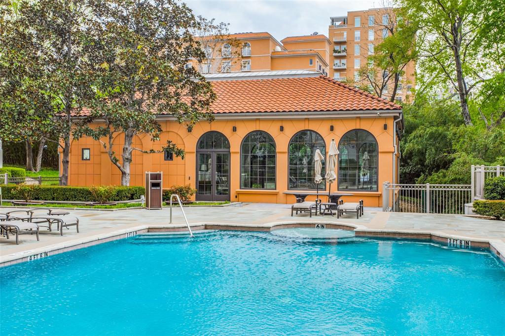 Plaza at Turtle Creek Res Ph 2 - Residential