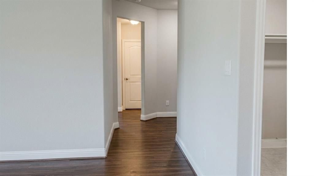 Photo of 1419 Warringwood Drive, Greenville, TX 75402 (MLS # 21258336)