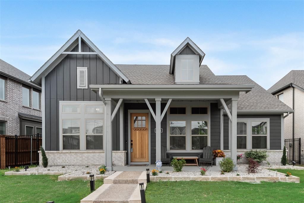 Photo of 1028 Almond Blossom Circle, Crowley, TX 76036 (MLS # 21342284)