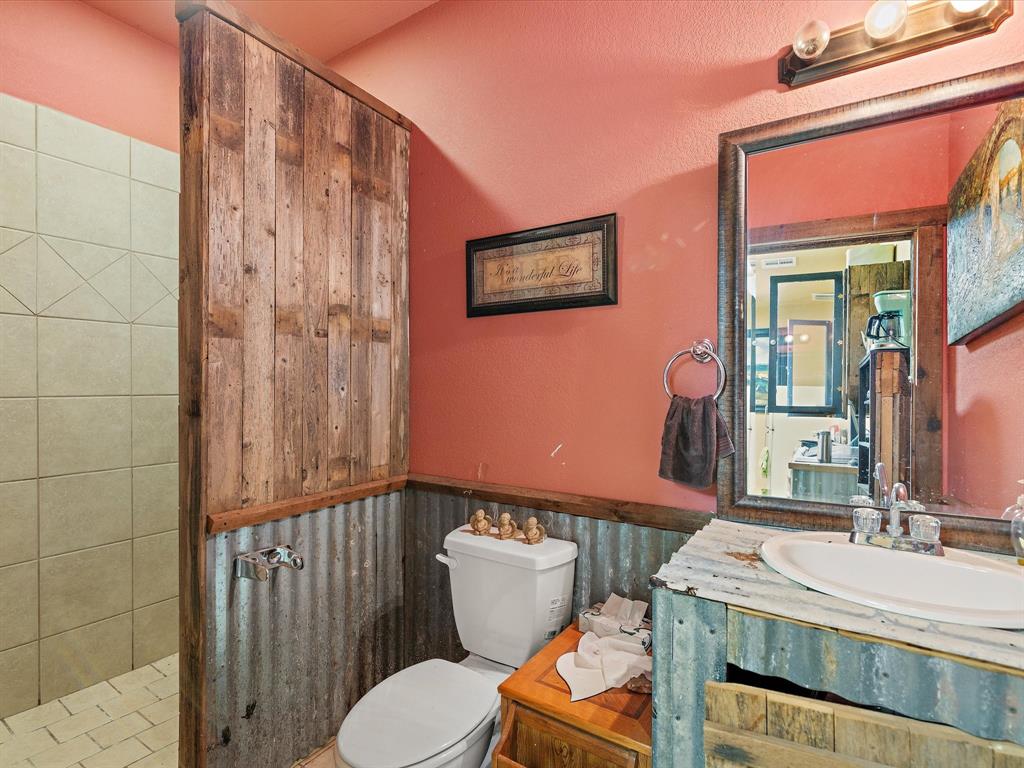 Bluebonnet Bay - Commercial Sale