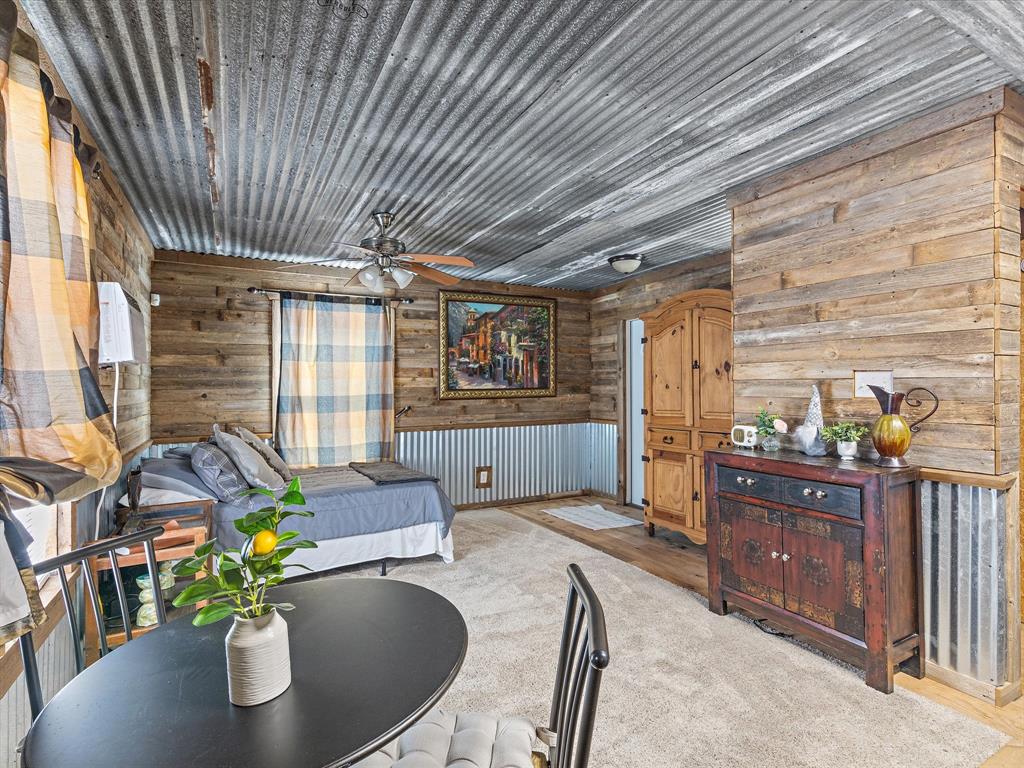 Bluebonnet Bay - Commercial Sale