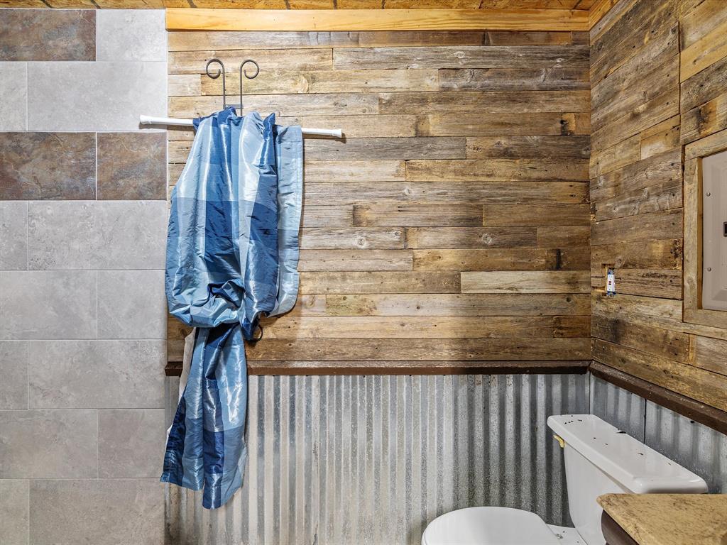 Bluebonnet Bay - Commercial Sale