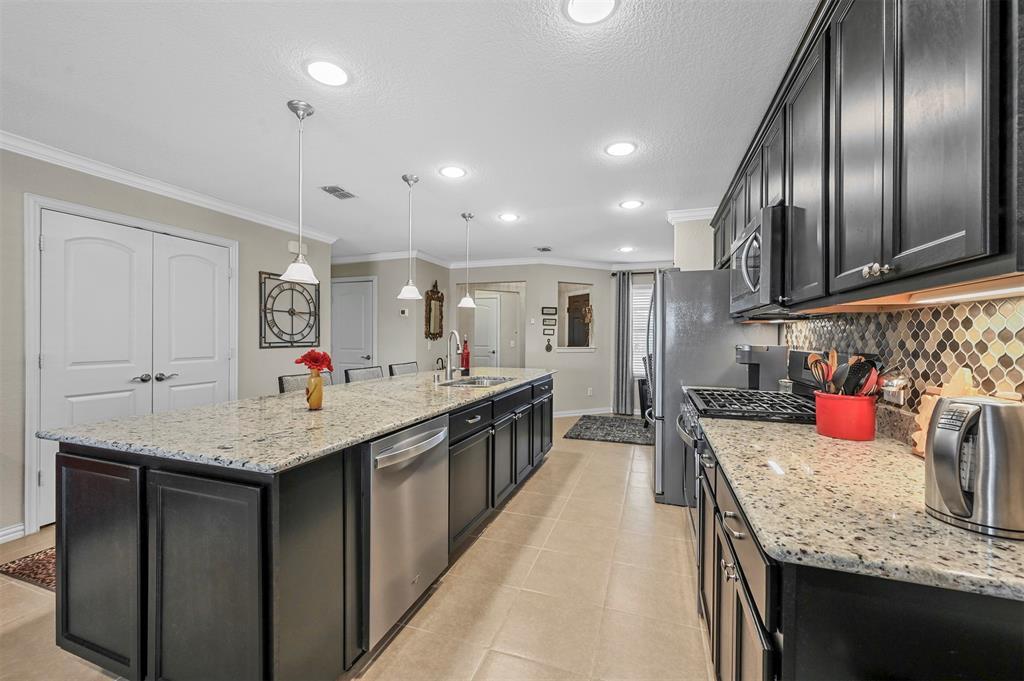 Frisco, Texas 75036, United States, 2 Bedrooms Bedrooms, ,2 BathroomsBathrooms,Residential,Pending,77832