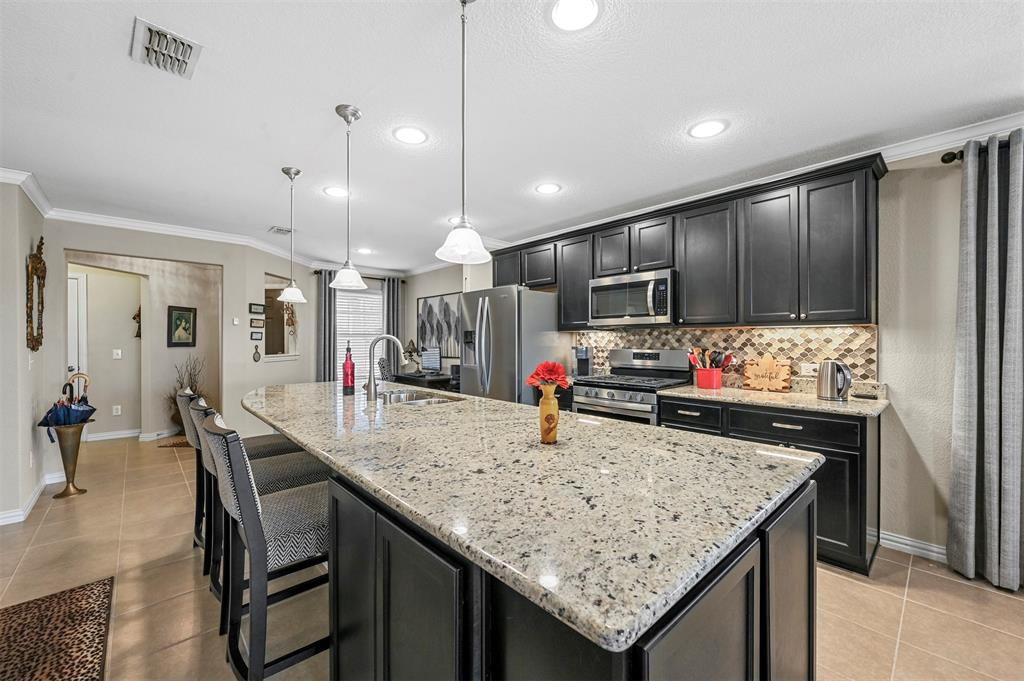 Frisco, Texas 75036, United States, 2 Bedrooms Bedrooms, ,2 BathroomsBathrooms,Residential,Pending,77832