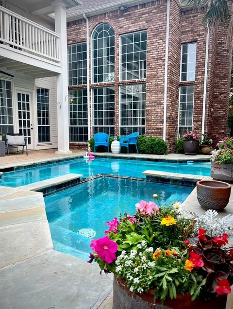5822 Preston Fairways Drive Dallas TX 75252