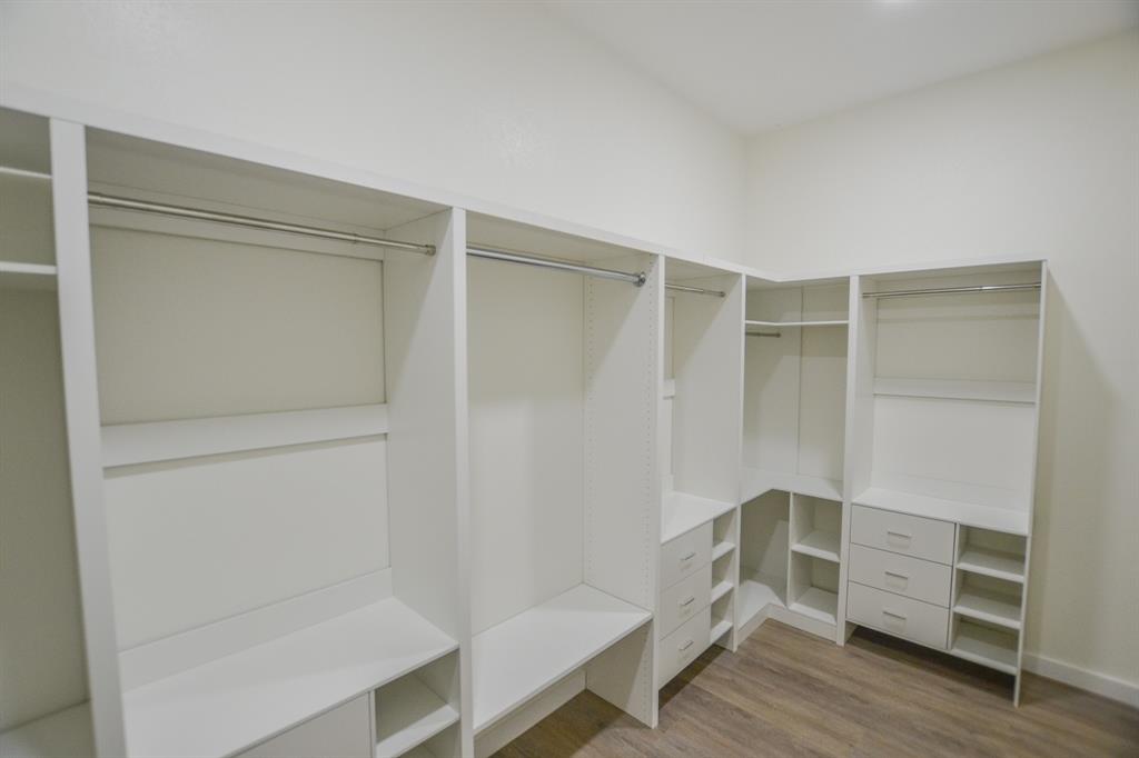 Country Squire Estate - Residential