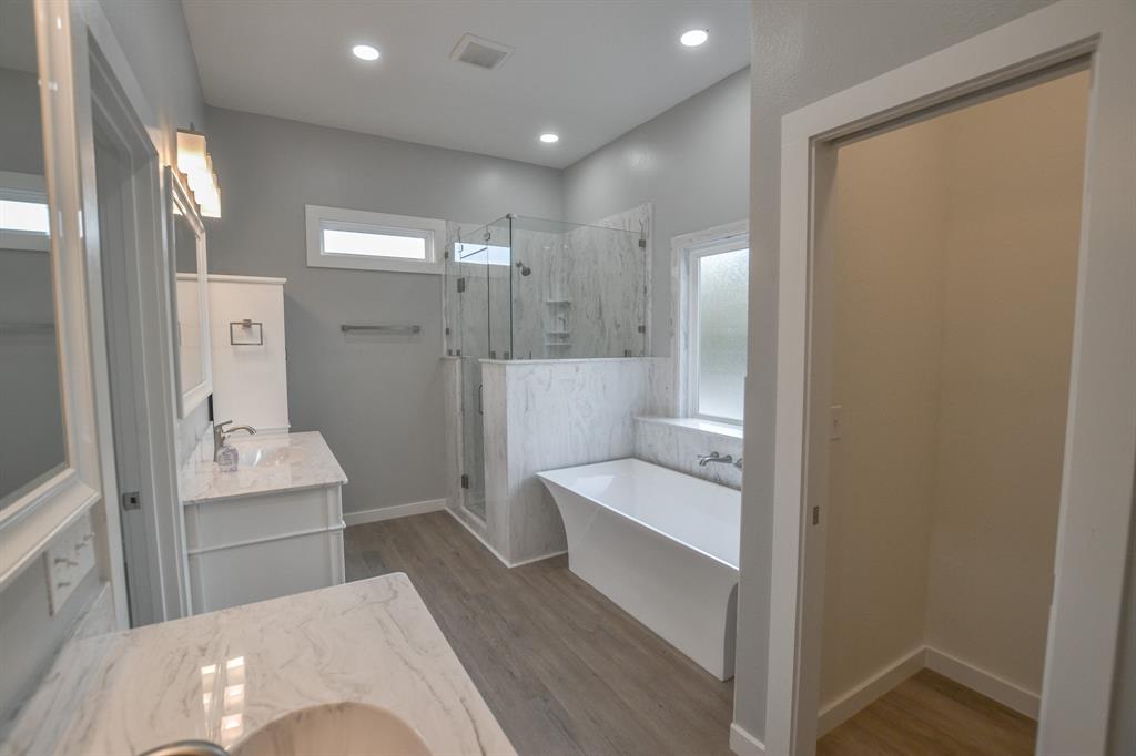 Country Squire Estate - Residential