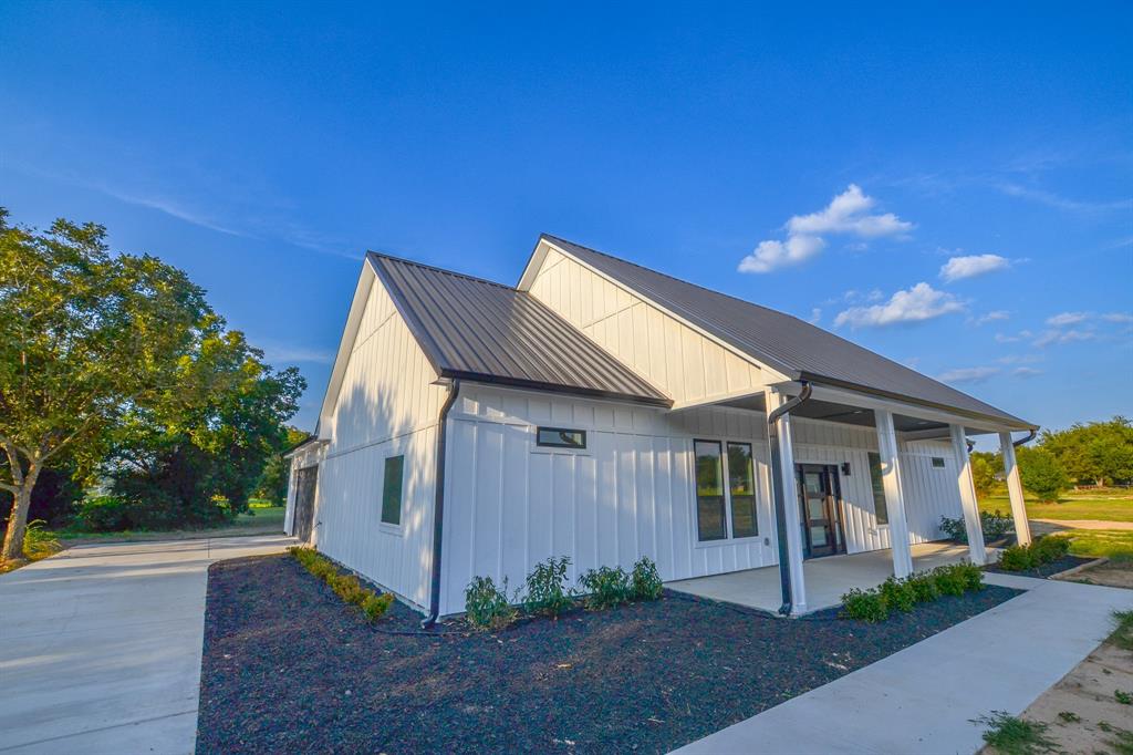 Country Squire Estate - Residential