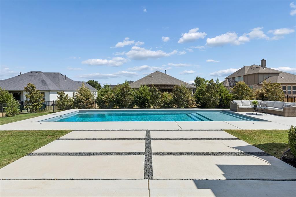 1818 Turtle Creek Lane