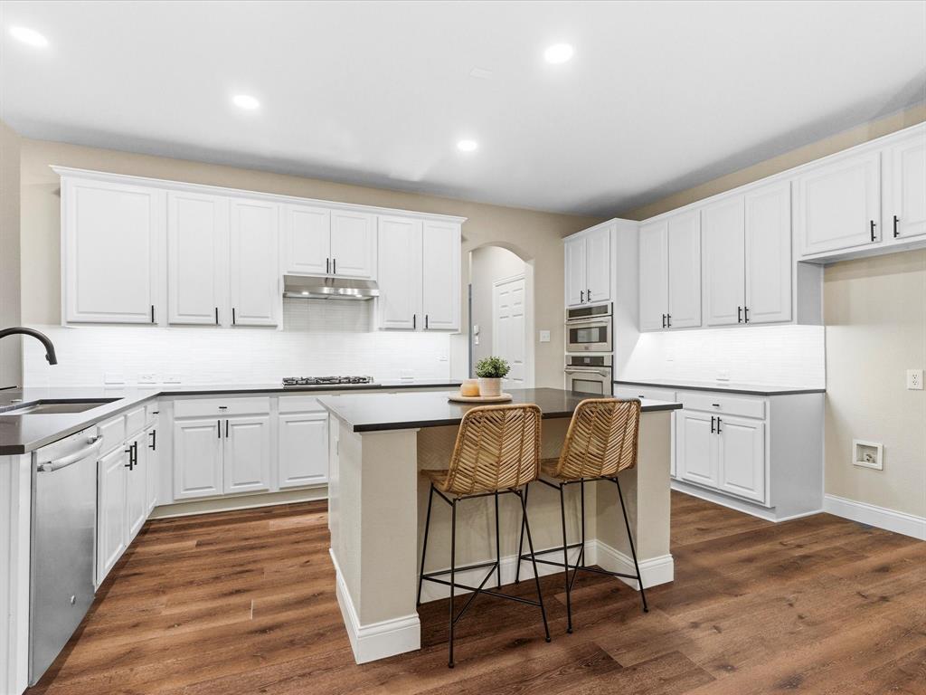 4128 Amhurst Drive