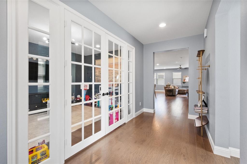 2801 Livingston Avenue