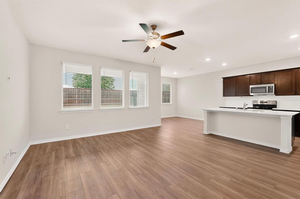 3321 Riverside Drive