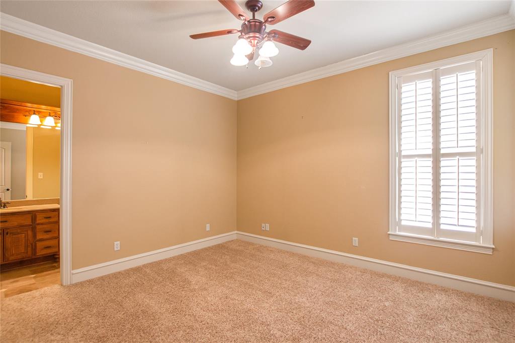 Hollytree - Residential