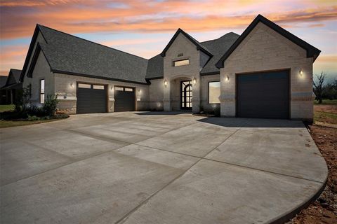 A home in Granbury