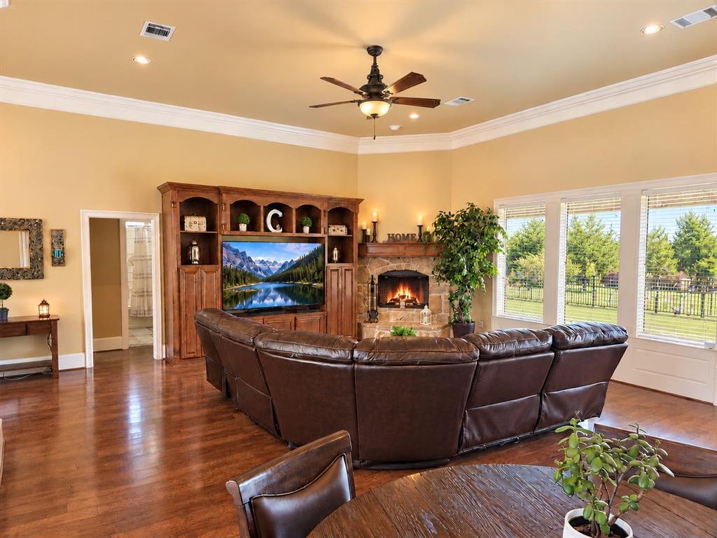 3707 Heatherwood Lane
