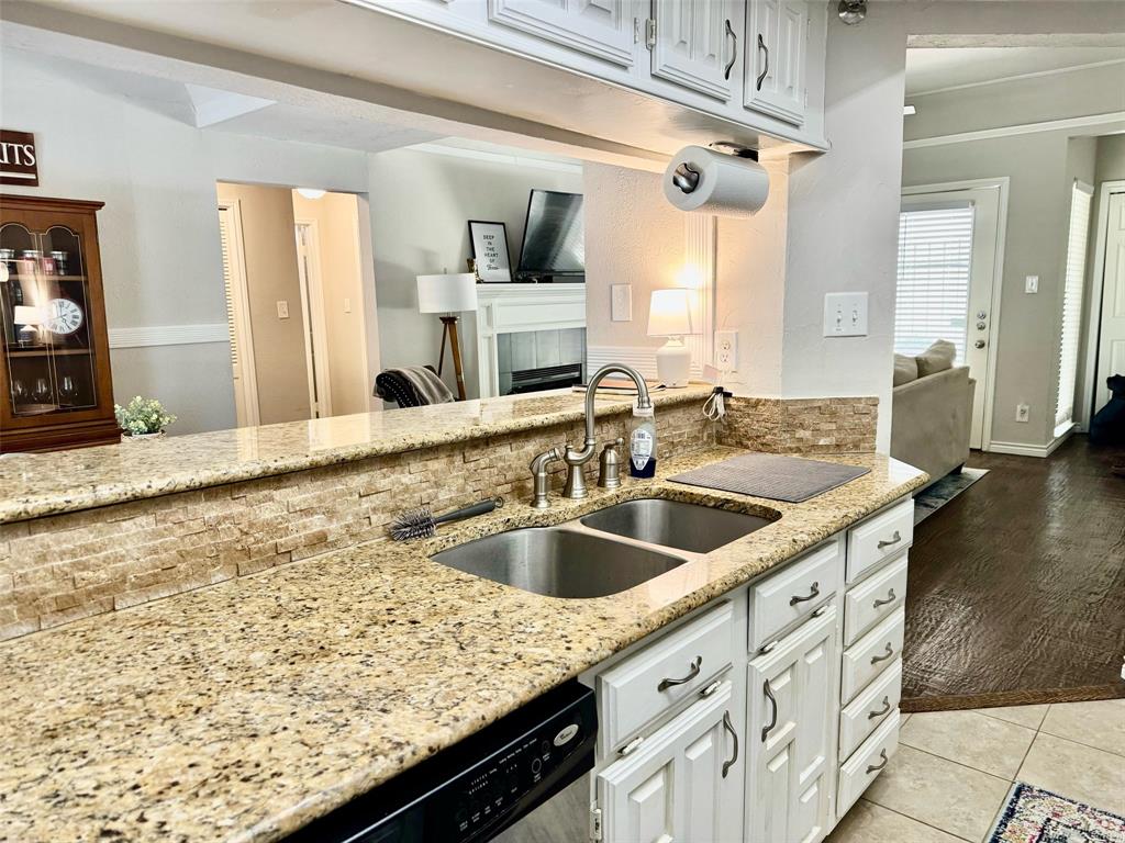 3105 San Jacinto 106