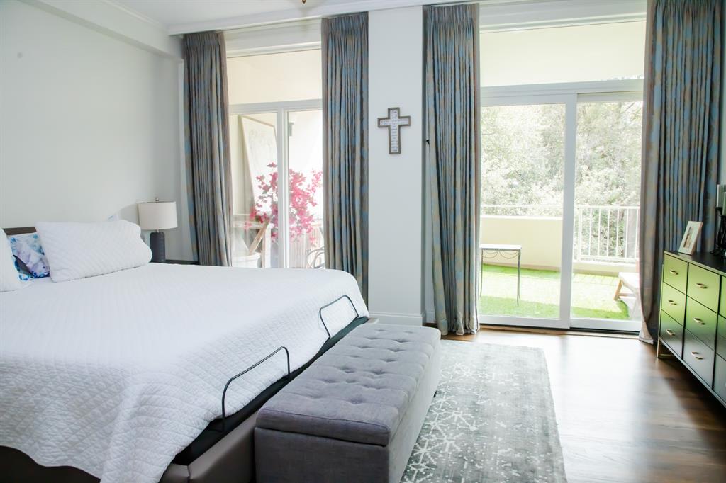 Park Plaza Condo - Residential