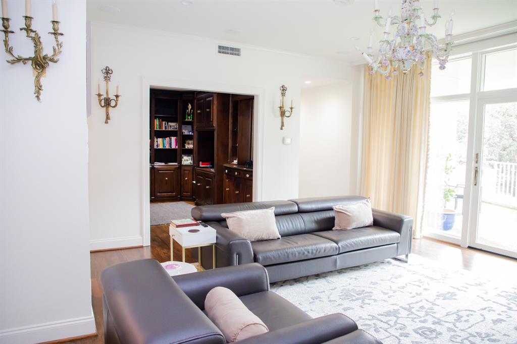 Park Plaza Condo - Residential