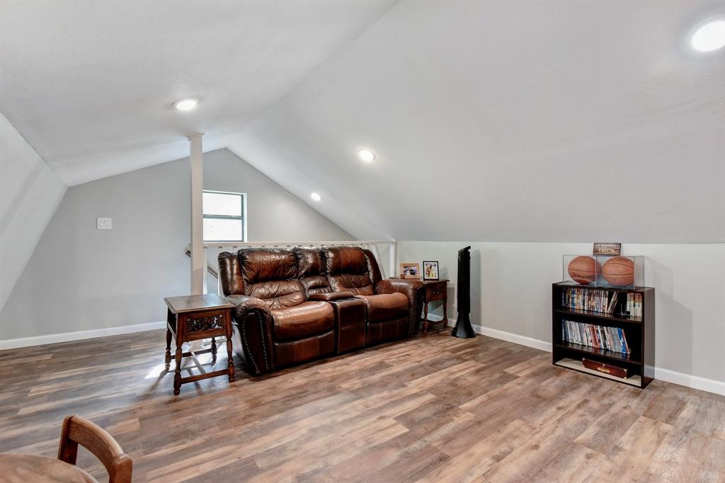 Meadow Oak - Residential