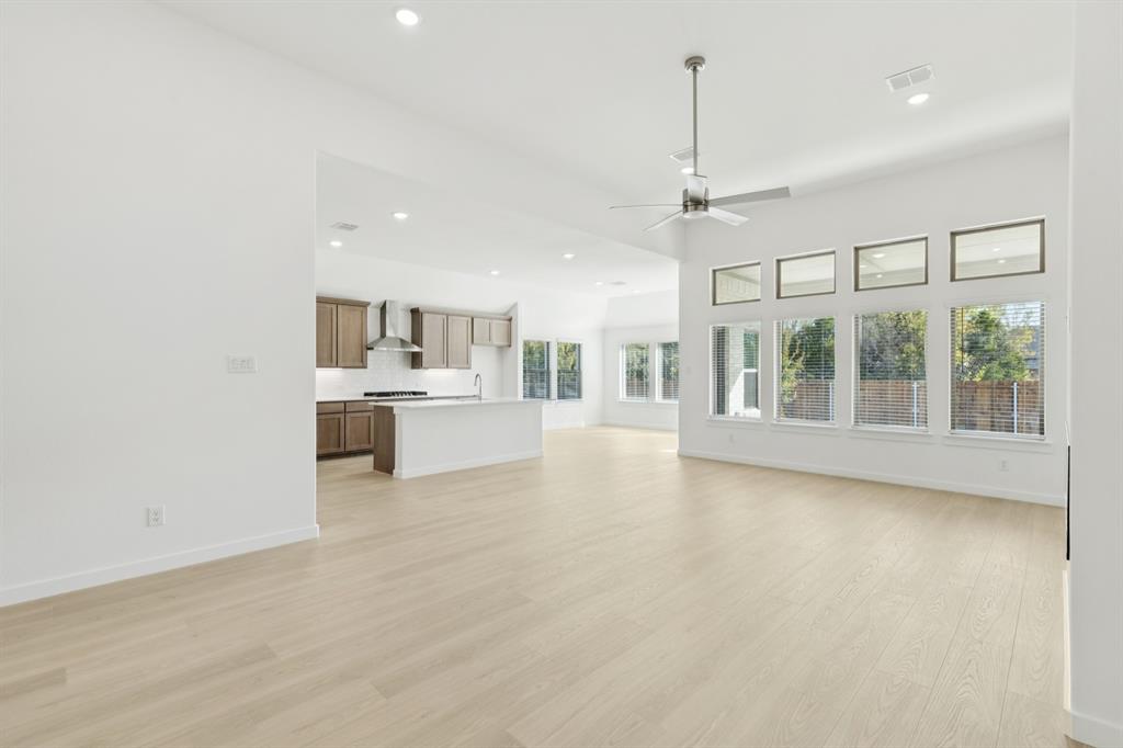 Elevon - Residential