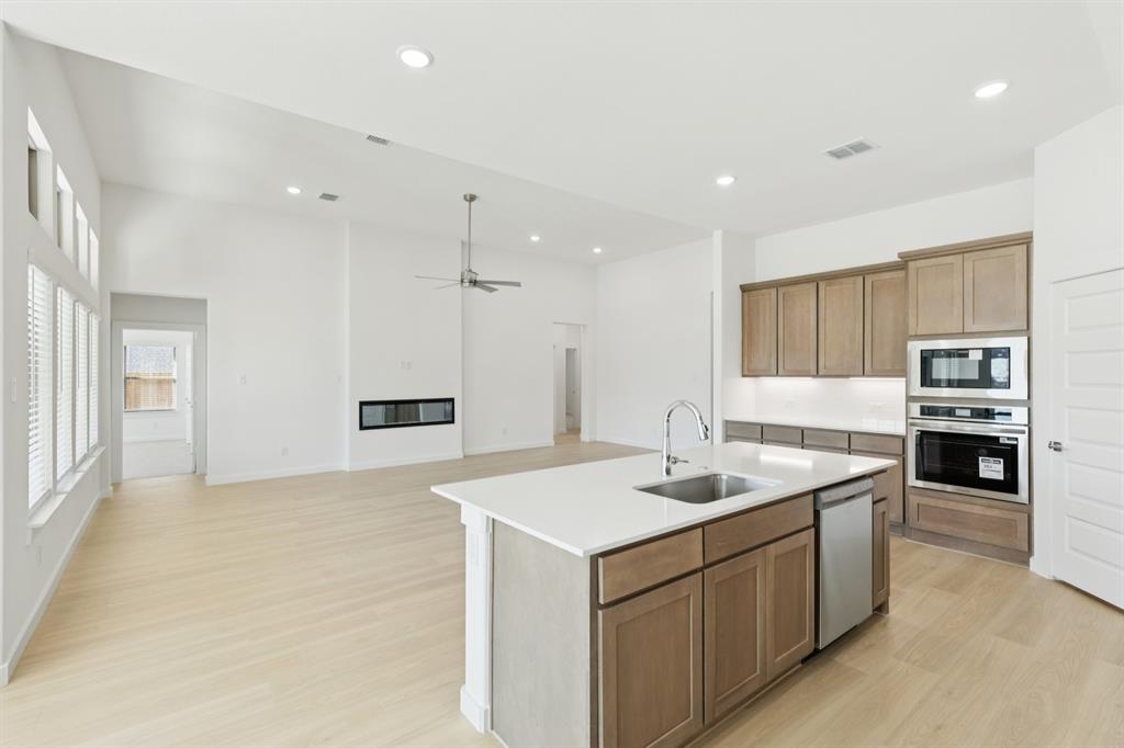 Elevon - Residential