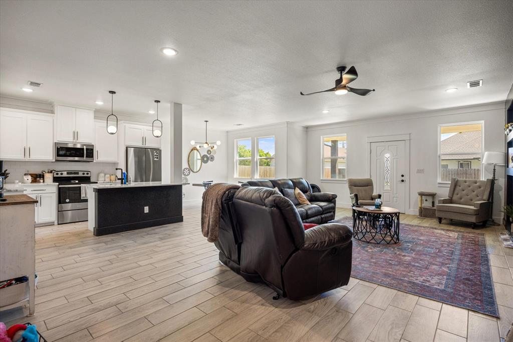 Canyon Creek III - Residential