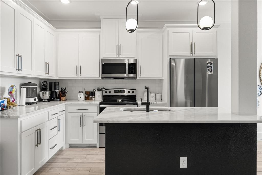 Canyon Creek III - Residential